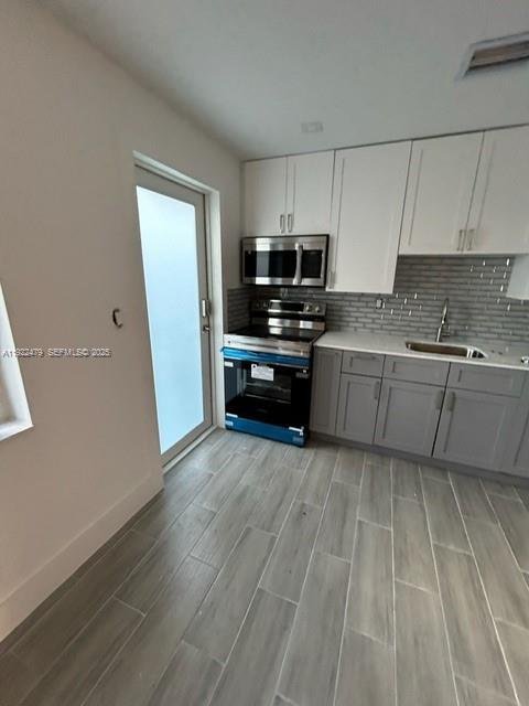 Building Photo - 7152 SW 22nd St