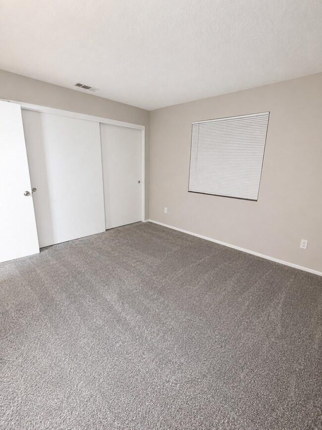 Building Photo - 2705 Villalovos Ct
