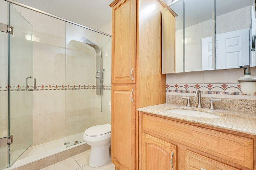 Building Photo - 10934 SW 158th Terrace