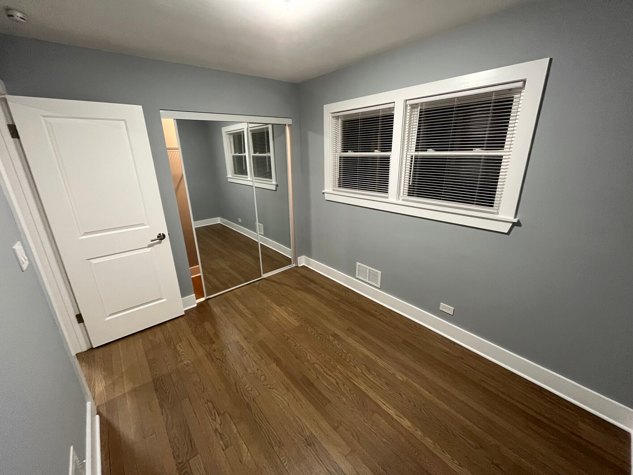 Building Photo - 8212 Kilpatrick Ave