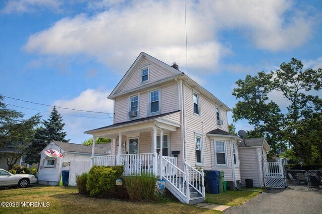 Building Photo - 201 Hamilton Ave