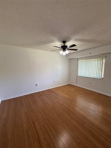 Building Photo - 2334 S Cypress Bend Dr