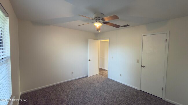 Building Photo - 7914 Longshadow Ct