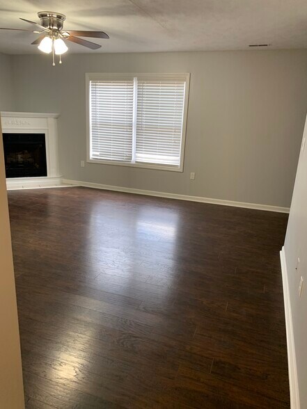 Building Photo - 113 Rystan Pl