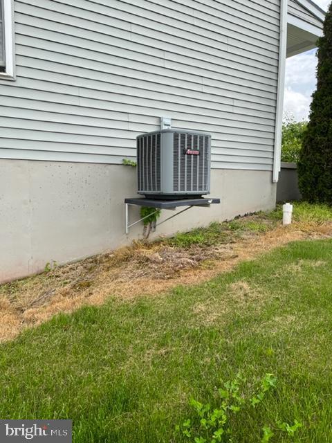 Building Photo - 35 Crabapple Dr