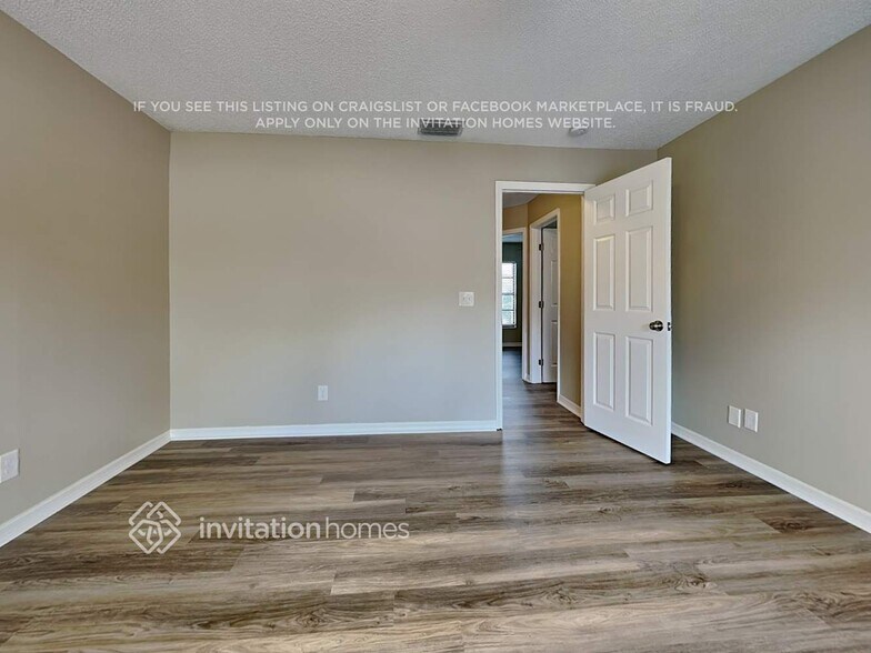 Building Photo - 4110 Yellowwood Dr