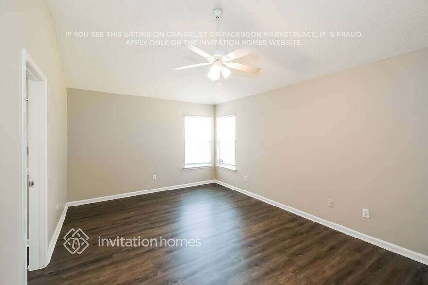 Building Photo - 12243 Mantle Dr