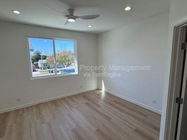 Building Photo - 6170 Briercrest Ave