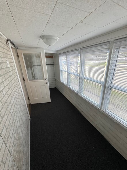 Porch - 1220 Moore St