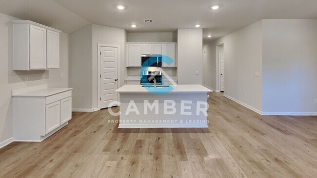 Building Photo - 6101 Green Meadow Lane