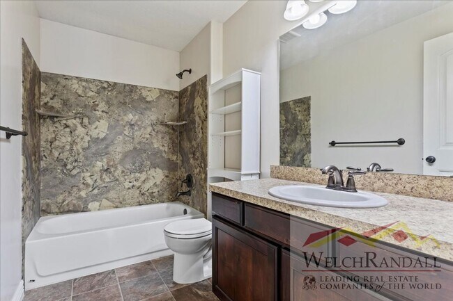 Building Photo - Beautiful 3 Bed 2 Bath Condo in Layton