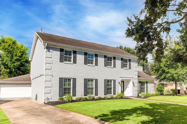 Primary Photo - 10806 Wickersham Ln