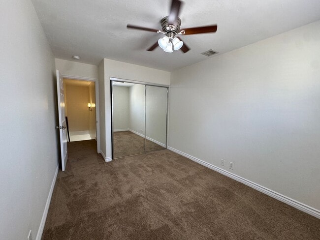 Building Photo - Renovated House for Rent