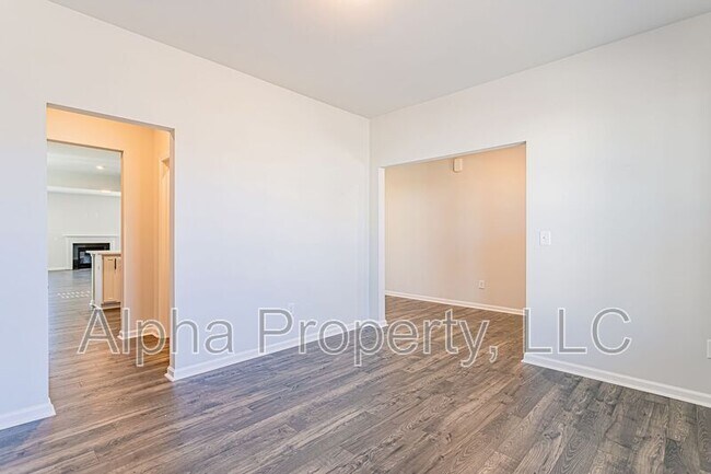 Building Photo - 131 Battery Creek Dr