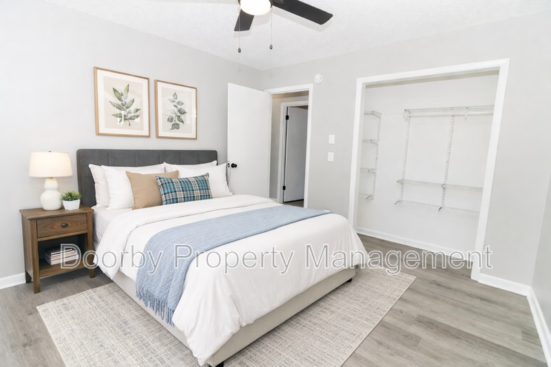 Building Photo - 2983 E Freedom Cir