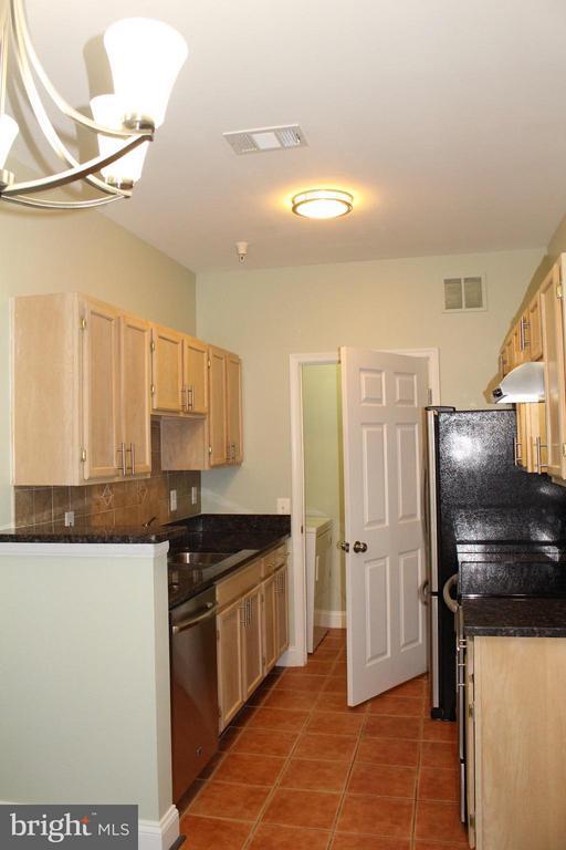 Building Photo - 1580 Spring Gate Dr.