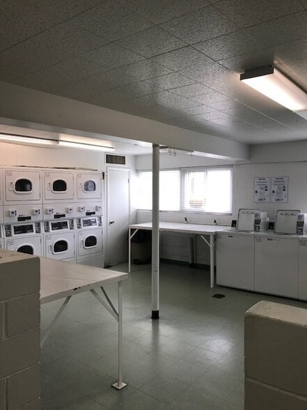 On site laundromat - 1900 Richard Jones Rd