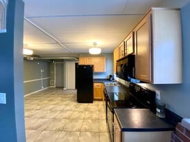 Building Photo - 1808 3rd Ave