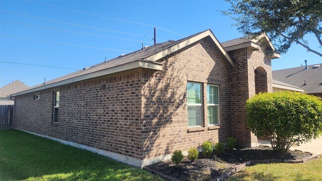 Building Photo - 29346 Dunns Creek Ct