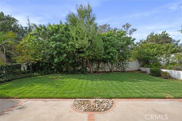 Building Photo - 1443 W Pheasant Ct