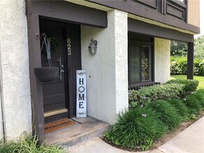 Building Photo - 623 Briarwood Ln