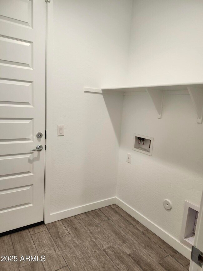 Building Photo - 5824 N 89th Dr