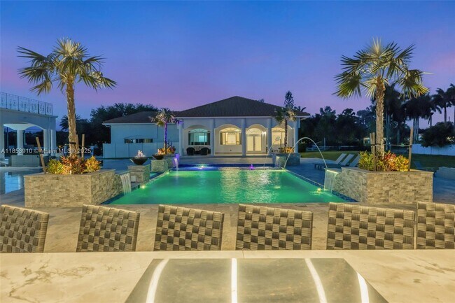Building Photo - 4610 SW 178th Ave
