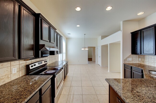 Building Photo - 606 Dunlavy Ln