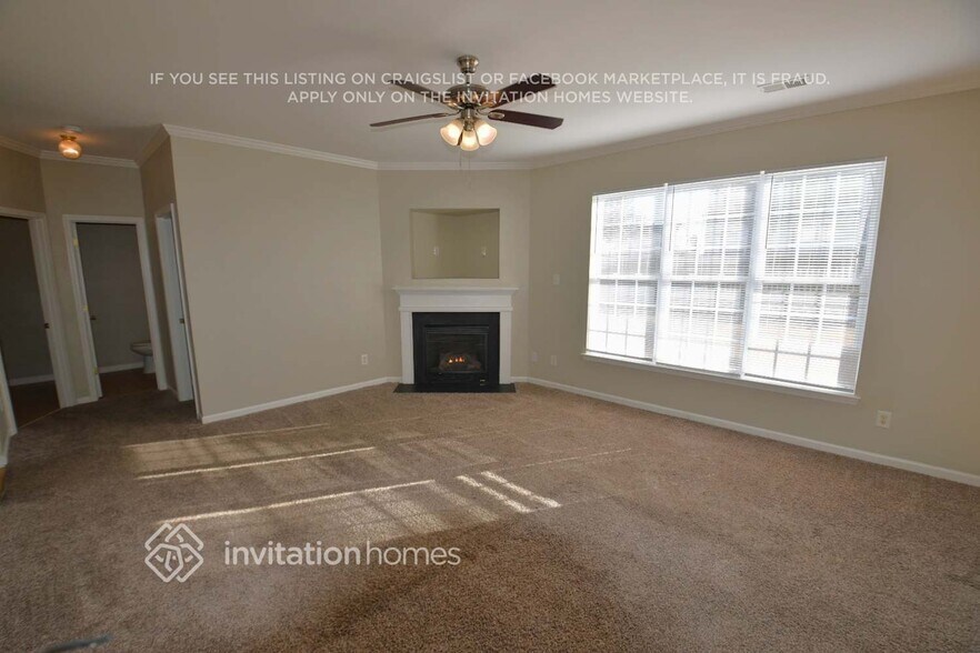 Building Photo - 122 Elgin Ln