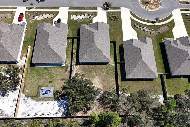 Building Photo - DON'T MISS OUT!