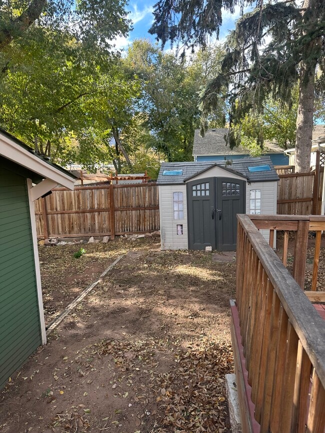 Building Photo - 3601 W Pikes Peak Ave