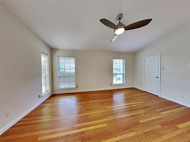 Building Photo - 4402 Buena Vista St