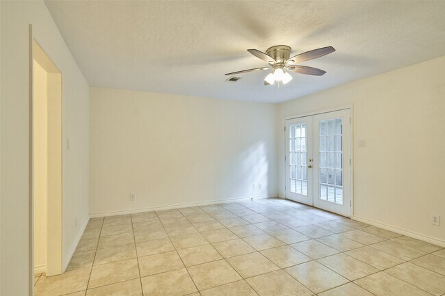 Building Photo - 11616 Timberwild St