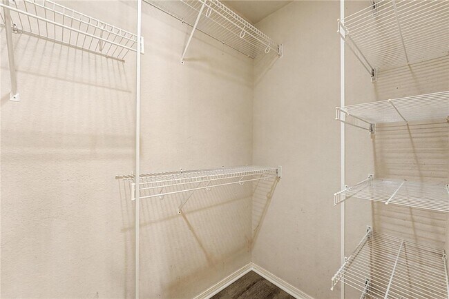 Building Photo - 3102 SW Deerfield Blvd