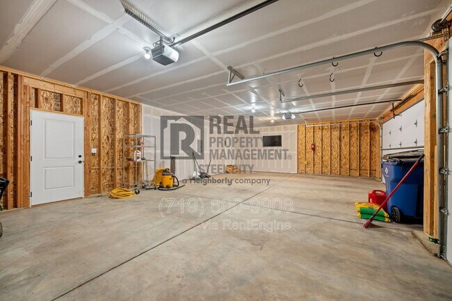 Building Photo - 1886 Jerrian Ln