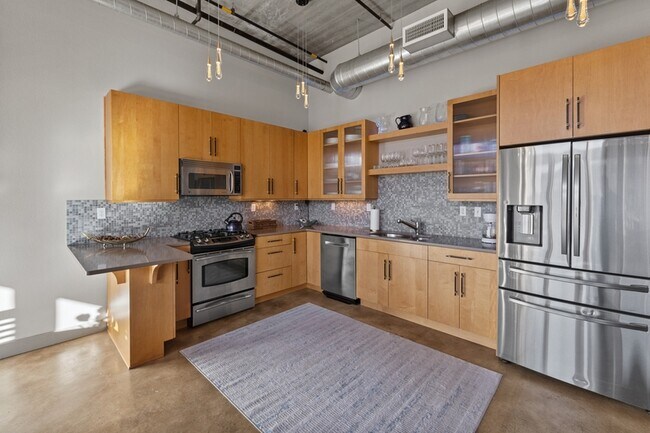 Building Photo - 101 N Tejon St