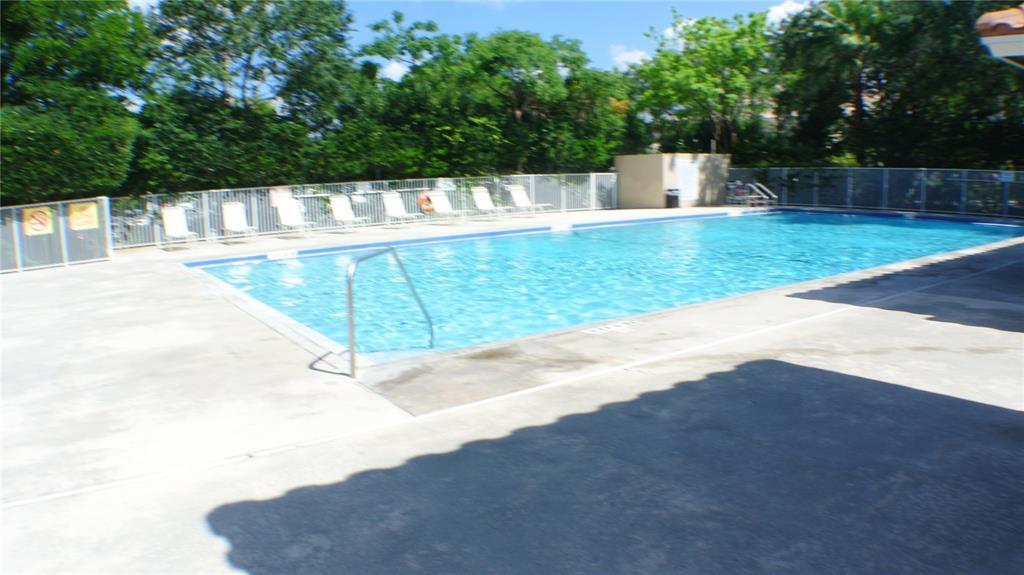 Building Photo - 1464 Springside Dr