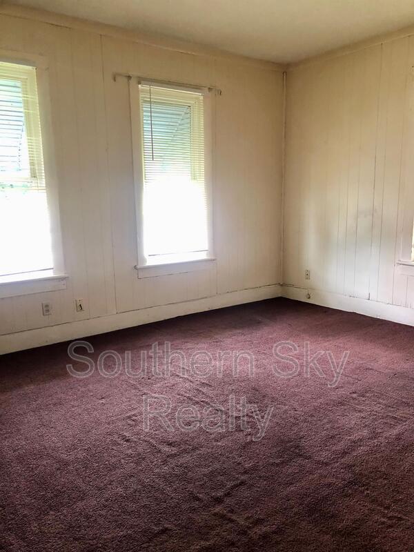 Building Photo - 677 Vernon Odom Blvd