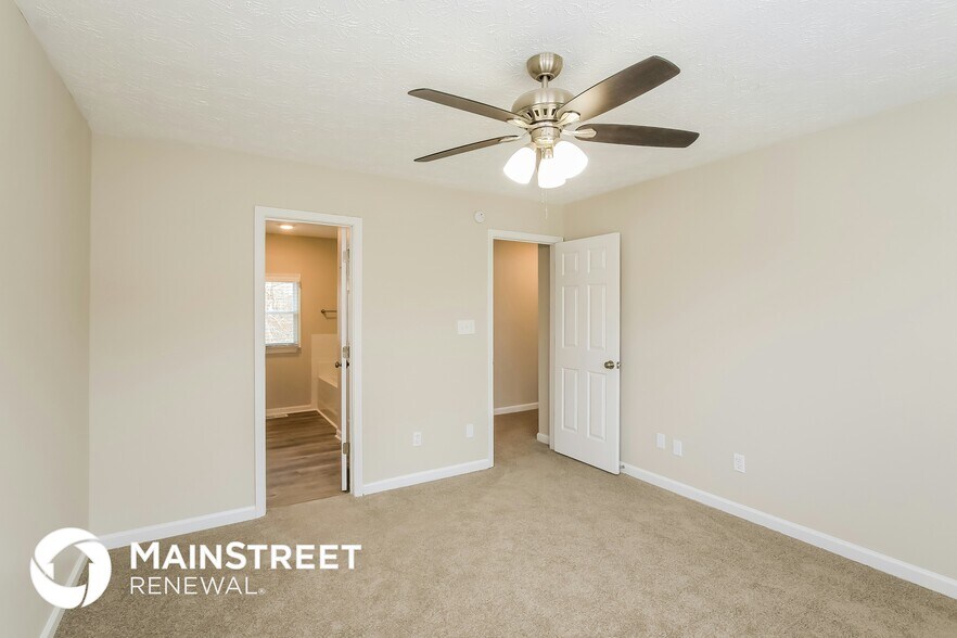 Building Photo - 6059 Shadow Lake Way