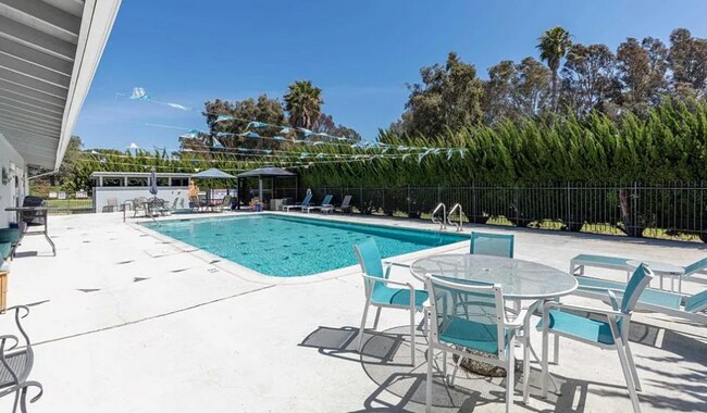 Building Photo - Resort-Style 55+ Living  in this Remodeled Home with Panoramic Views