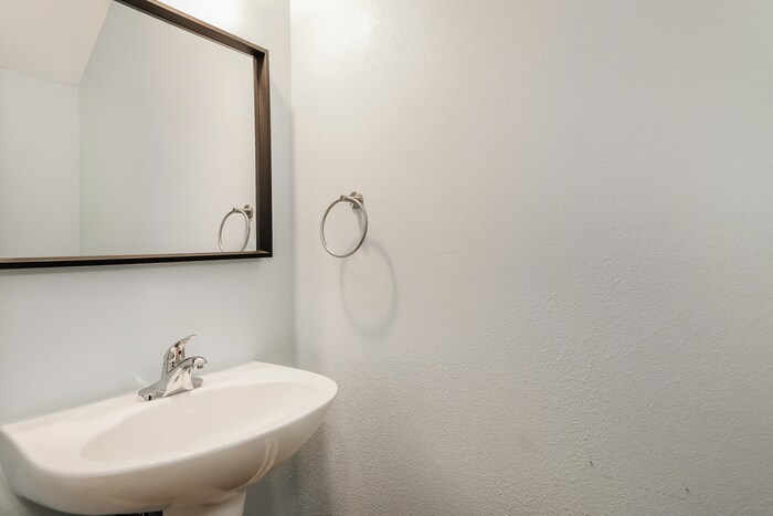 Building Photo - 13406 Ocean Mist Dr