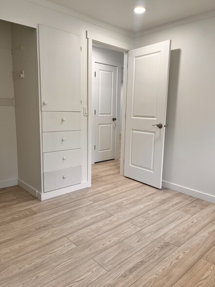 Building Photo - 13647 197th Ave SE