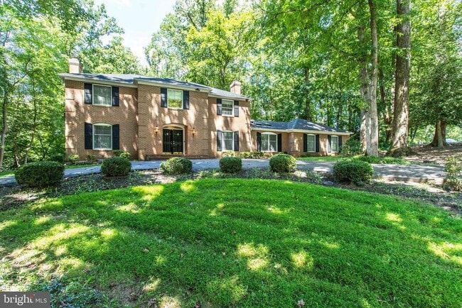 Building Photo - 8500 Brook Rd