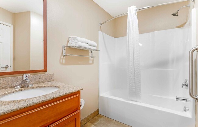 Building Photo - Furnished Studio-Bartlesville - Hwy 75