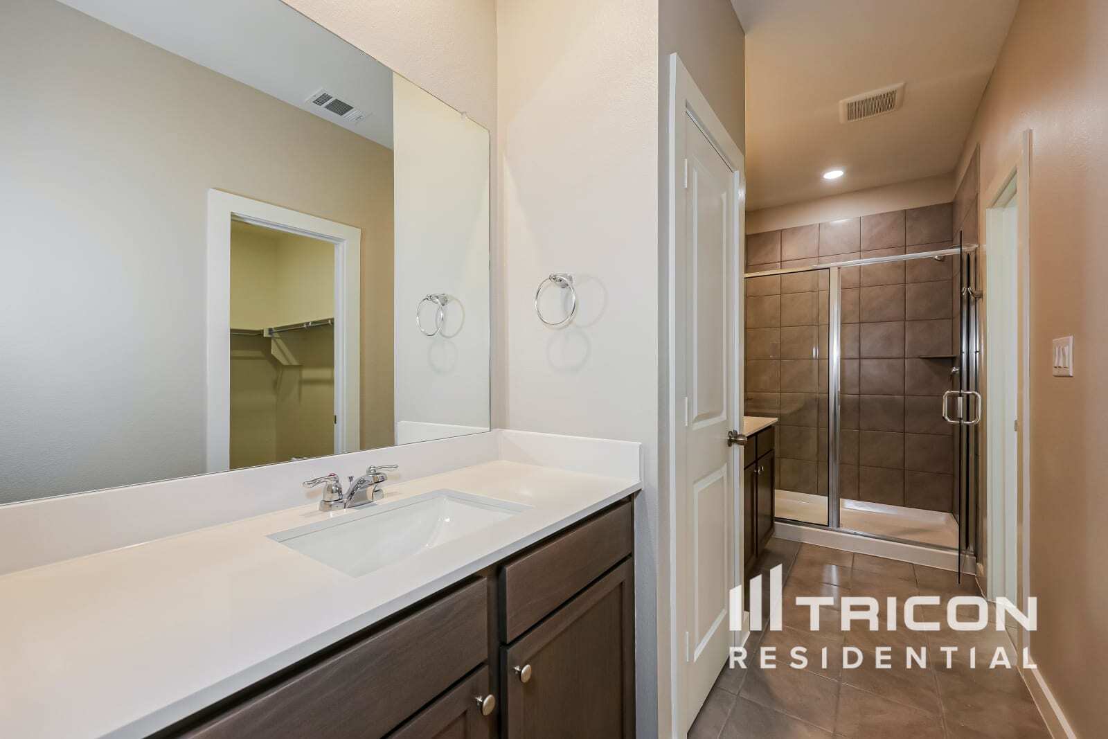 Building Photo - 5472 Granite Trl