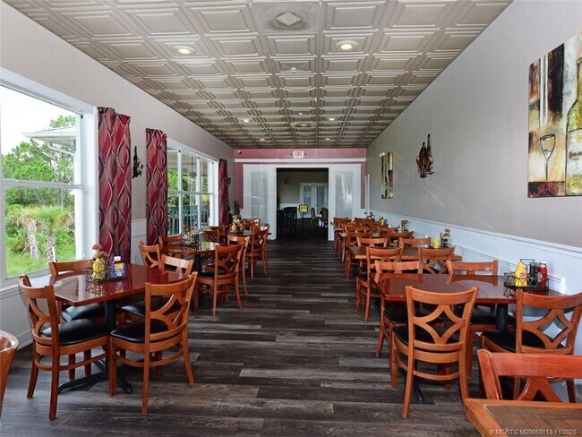 Building Photo - 4554 NW King Ct