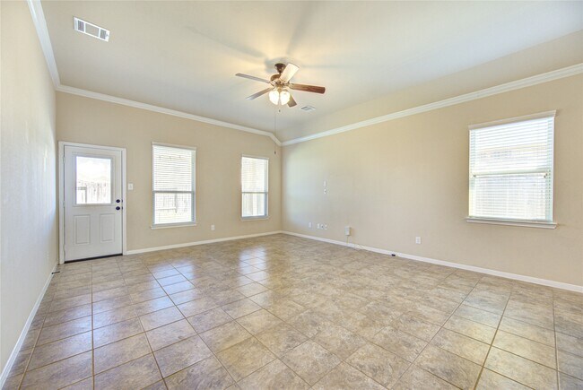 Building Photo - 23022 Silver Linden Ct