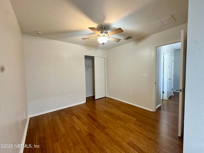Building Photo - 5922 Bartram Village Dr
