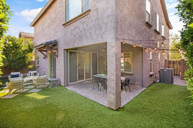 Building Photo - 1063 N 70th Way