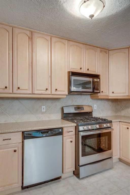 Building Photo - 2802 S 4th St